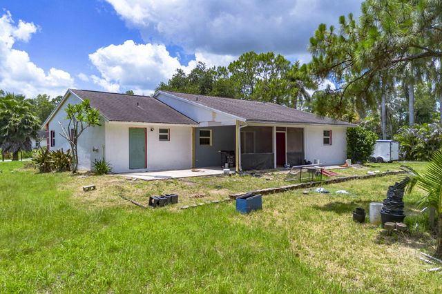 13387 N 68th St Street N, The Acreage, FL 33412
