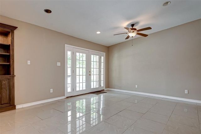 5811 Ludington Drive, Houston, TX 77035