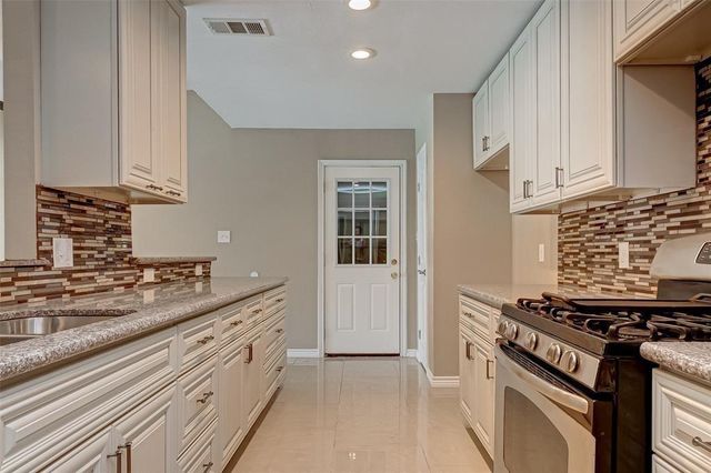 5811 Ludington Drive, Houston, TX 77035