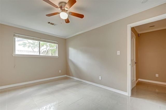 5811 Ludington Drive, Houston, TX 77035