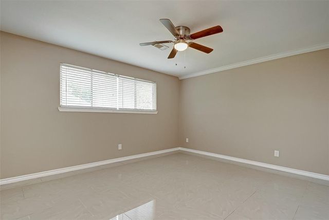 5811 Ludington Drive, Houston, TX 77035