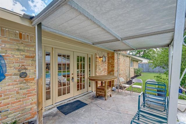 5811 Ludington Drive, Houston, TX 77035