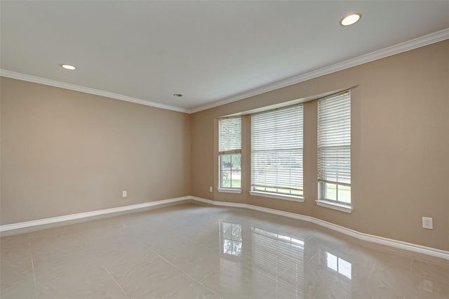 5811 Ludington Drive, Houston, TX 77035