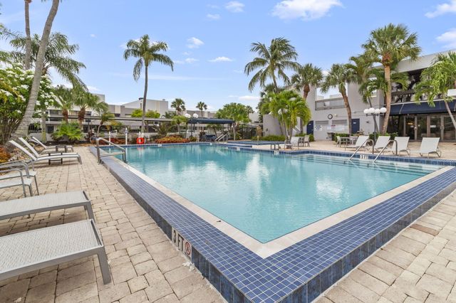 1100 SE 5TH Court 68, Pompano Beach, FL 33060