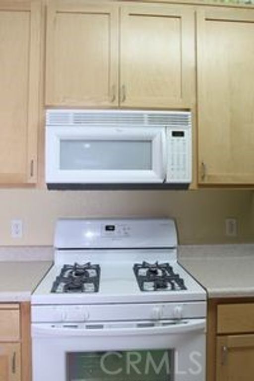 Image 14 of property listing at 2177 Alum Rock Avenue 211, San Jose, CA 95116