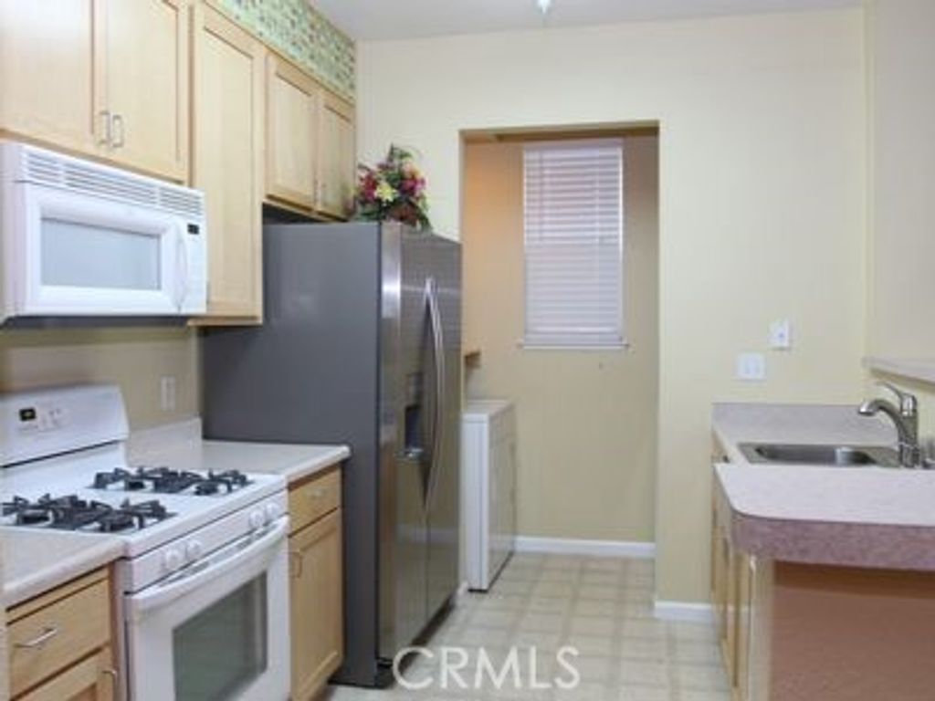Image 38 of property listing at 2177 Alum Rock Avenue 211, San Jose, CA 95116