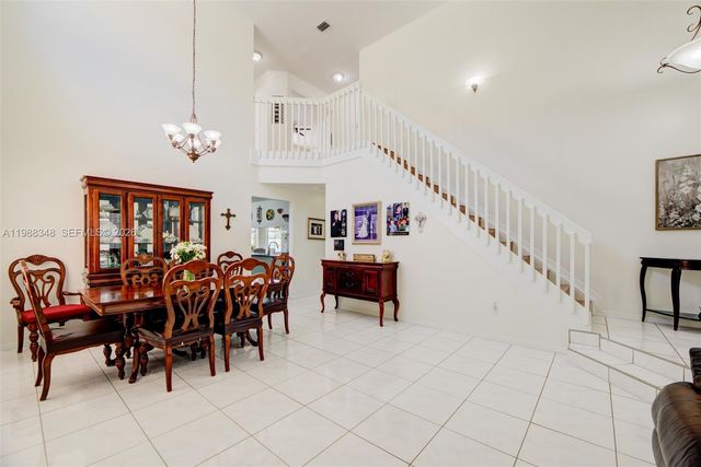 161 W Granada Ave, Weston, FL 33326