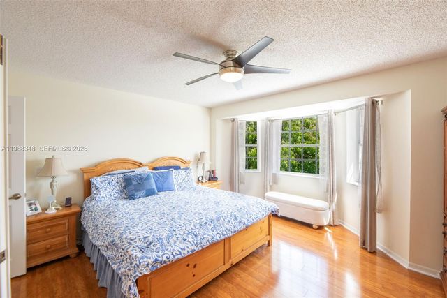 161 W Granada Ave, Weston, FL 33326