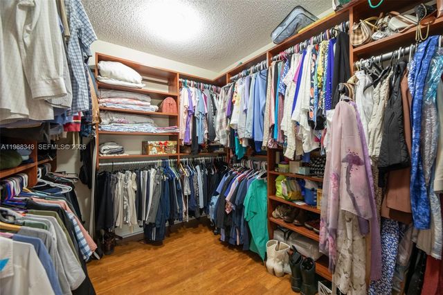 161 W Granada Ave, Weston, FL 33326