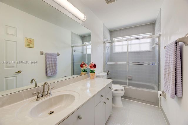 161 W Granada Ave, Weston, FL 33326