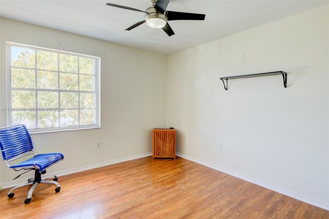 161 W Granada Ave, Weston, FL 33326