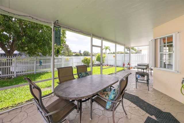 161 W Granada Ave, Weston, FL 33326