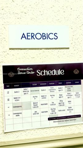 161 W Granada Ave, Weston, FL 33326