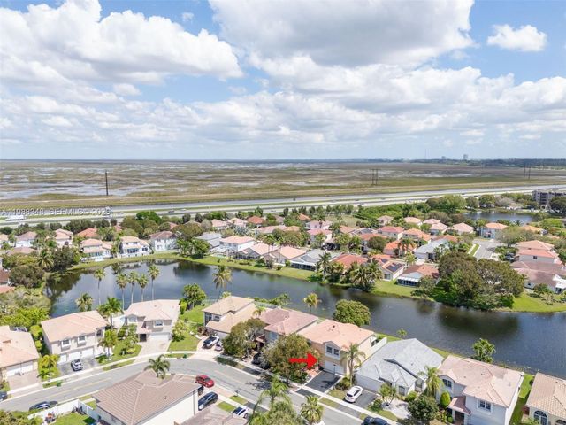 161 W Granada Ave, Weston, FL 33326