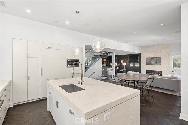 3731 5th Avenue, Corona Del Mar (newport Beach), CA 92625