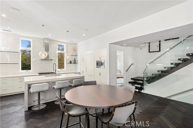 3731 5th Avenue, Corona Del Mar (newport Beach), CA 92625