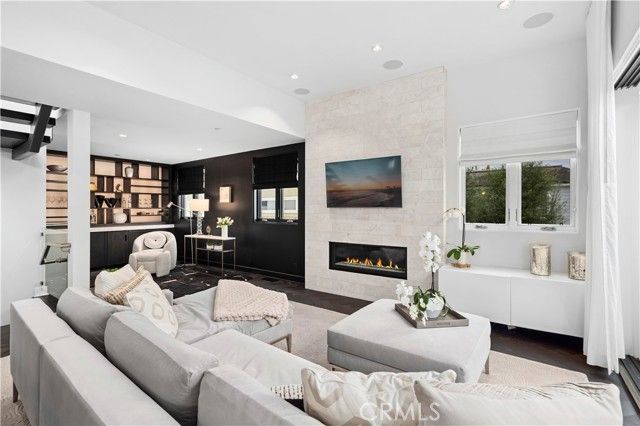 3731 5th Avenue, Corona Del Mar (newport Beach), CA 92625