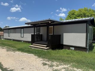 107 Scenic Valley Rd, Kerrville, TX 78028