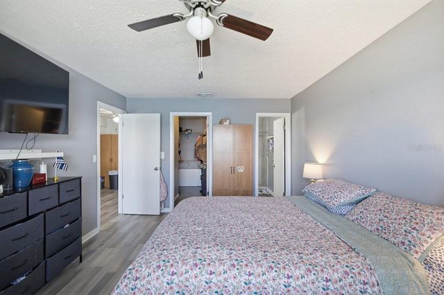1041 APOLLO BEACH BOULEVARD E, Apollo Beach, FL 33572