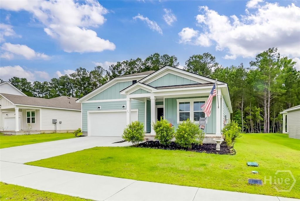 Image 2 of property listing at 64 Shade Tree Drive, Richmond Hill, GA 31324