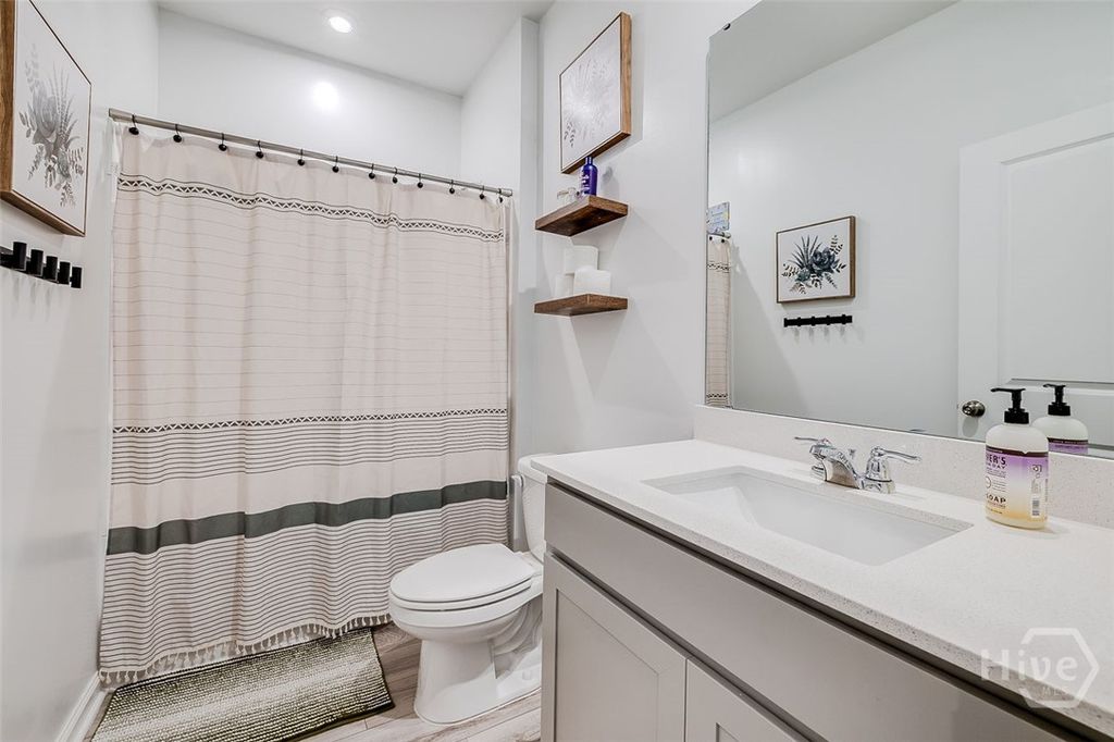 Image 28 of property listing at 64 Shade Tree Drive, Richmond Hill, GA 31324