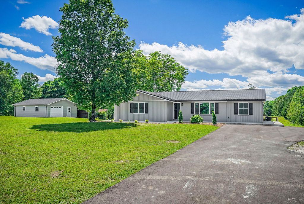 1277 Bluff Springs Rd, Mcminnville, TN 37110
