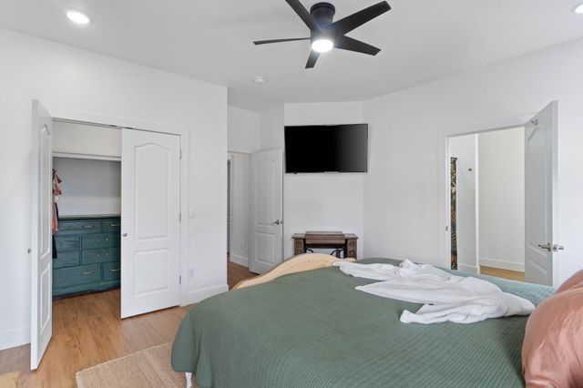 40 Hidden Lakes Trail, Defuniak Springs, FL 32433