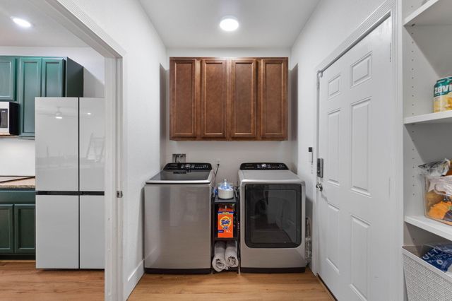 40 Hidden Lakes Trail, Defuniak Springs, FL 32433