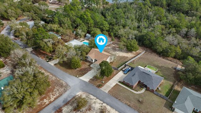 40 Hidden Lakes Trail, Defuniak Springs, FL 32433