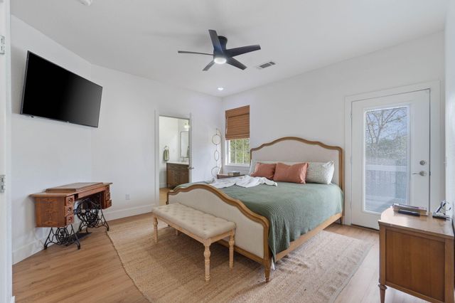 40 Hidden Lakes Trail, Defuniak Springs, FL 32433