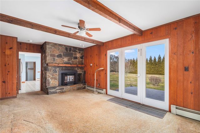 141 Peckham Road, Little Compton, RI 02837