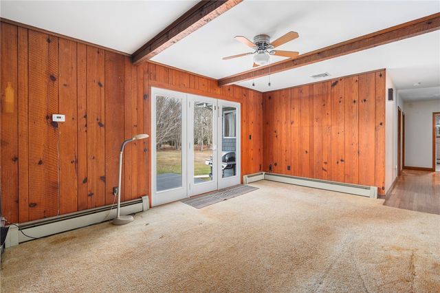 141 Peckham Road, Little Compton, RI 02837