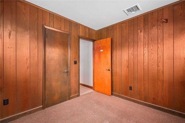 141 Peckham Road, Little Compton, RI 02837