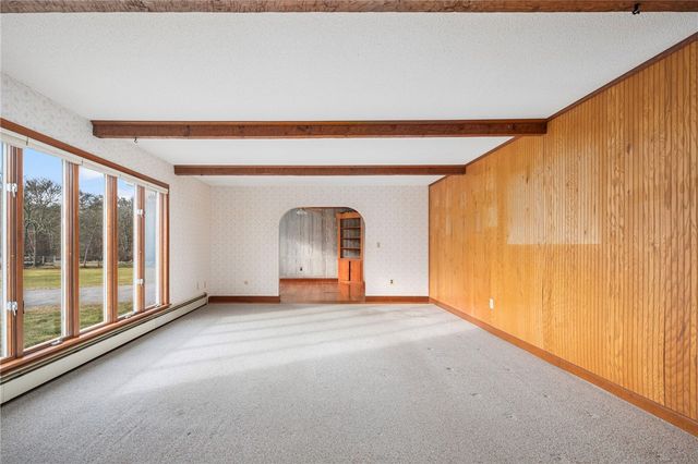 141 Peckham Road, Little Compton, RI 02837