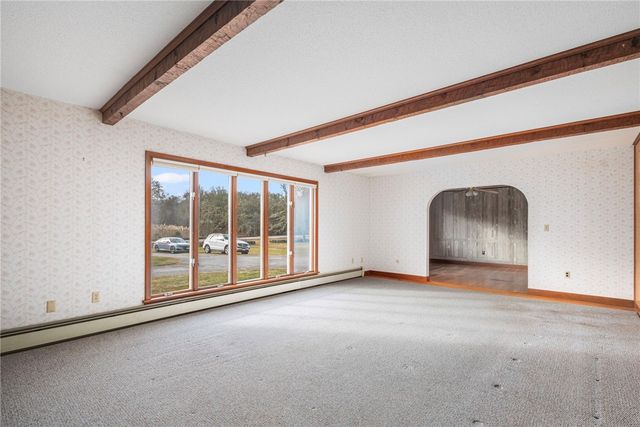 141 Peckham Road, Little Compton, RI 02837