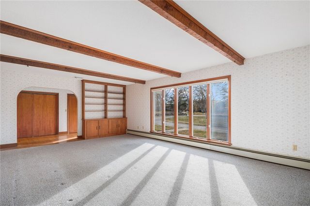 141 Peckham Road, Little Compton, RI 02837