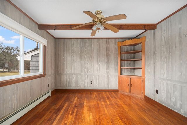 141 Peckham Road, Little Compton, RI 02837