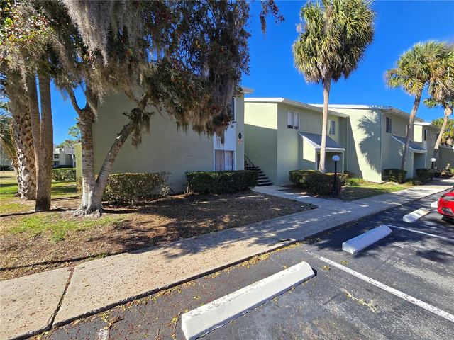 633 SILVER PASS B, Ocala, FL 34472