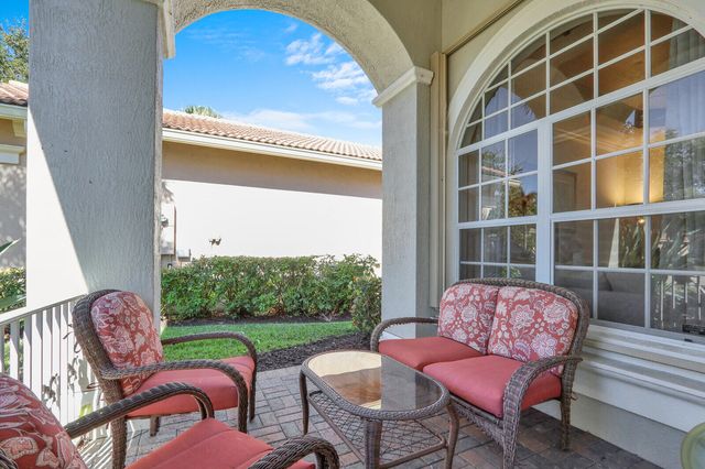 8932 SW Champions Way, Port St. Lucie, Port St Lucie, FL 34986