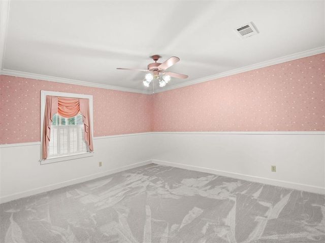 203 Country Club Lane, Leesville, LA 71446