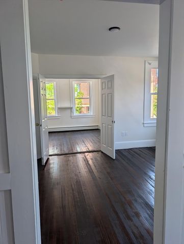 151 Charles 2, Boston, MA 02114