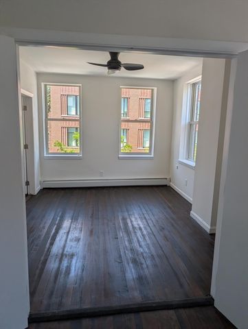151 Charles 2, Boston, MA 02114