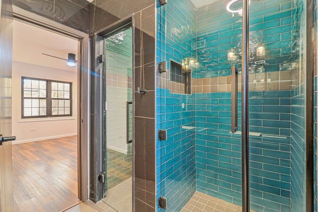 1509 Center Street, Des Plaines, IL 60018