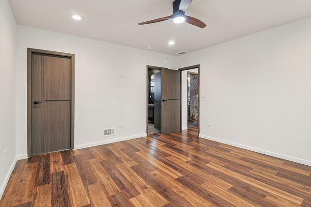 1509 Center Street, Des Plaines, IL 60018