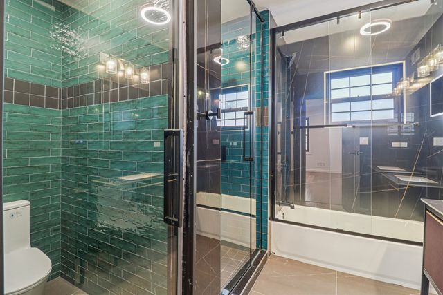 1509 Center Street, Des Plaines, IL 60018