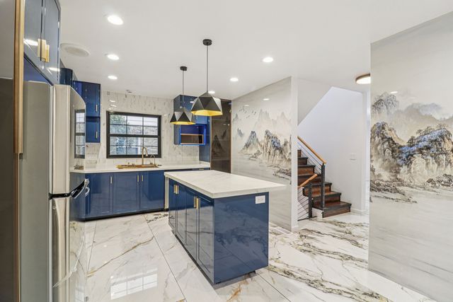 1509 Center Street, Des Plaines, IL 60018