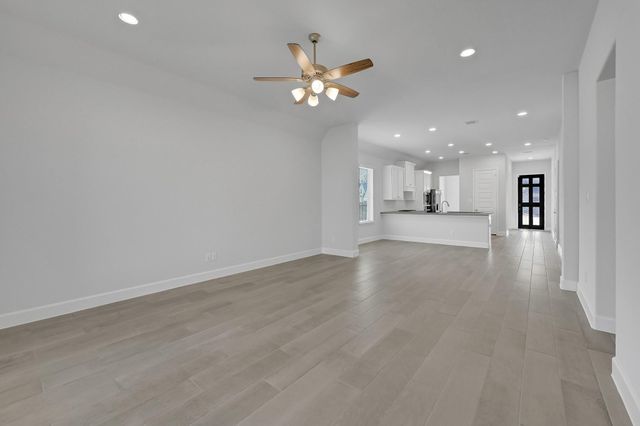 15835 Bird Of Paradise Drive, Conroe, TX 77302