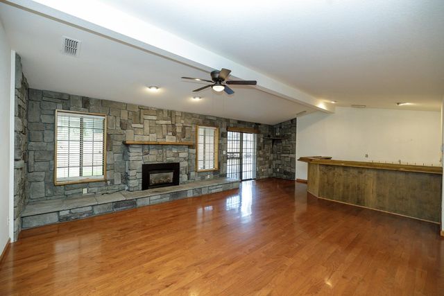 2313 Calcagno St, Ceres, CA 95307