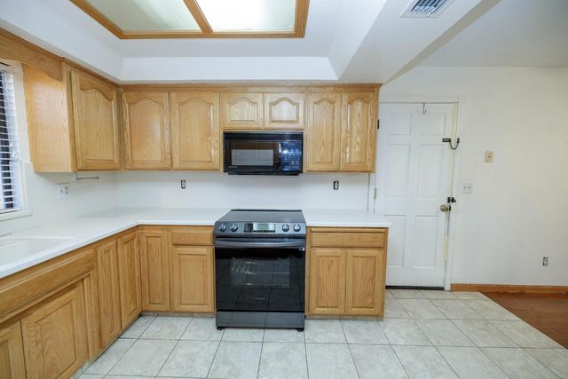 2313 Calcagno St, Ceres, CA 95307