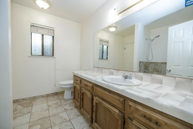 2313 Calcagno St, Ceres, CA 95307